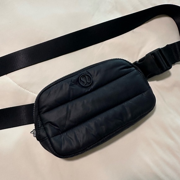 lululemon athletica Handbags - lululemon athletica Puffer Black Belt Bag